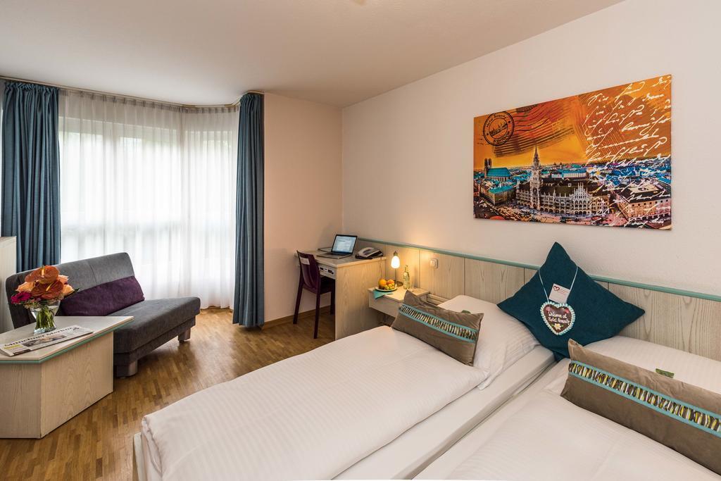 Hotel Amenity Мюнхен Номер фото