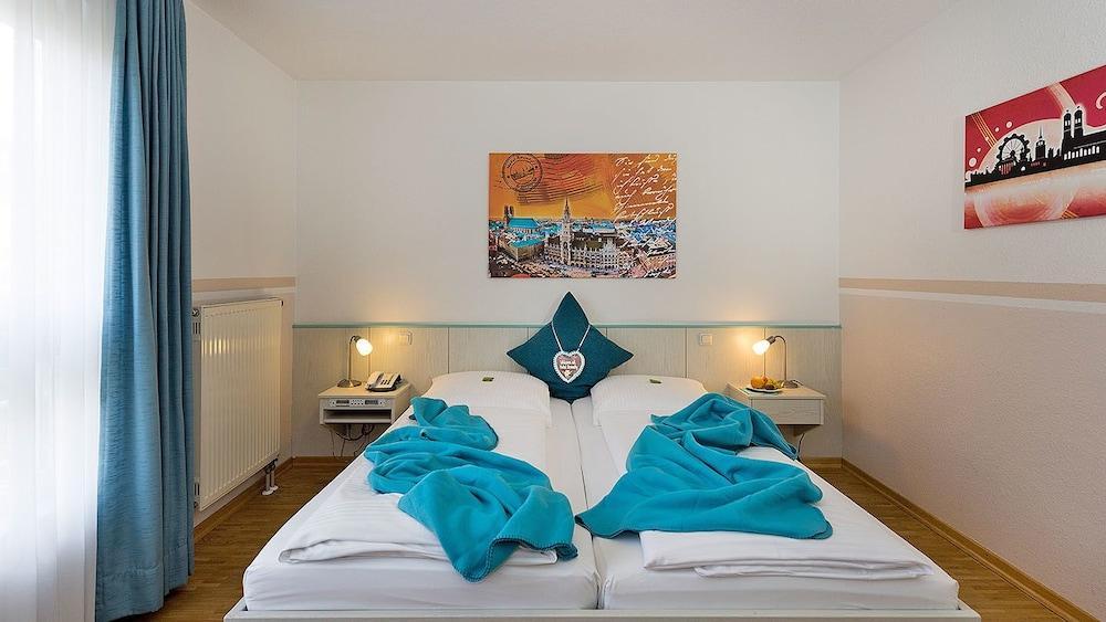Hotel Amenity Мюнхен Экстерьер фото